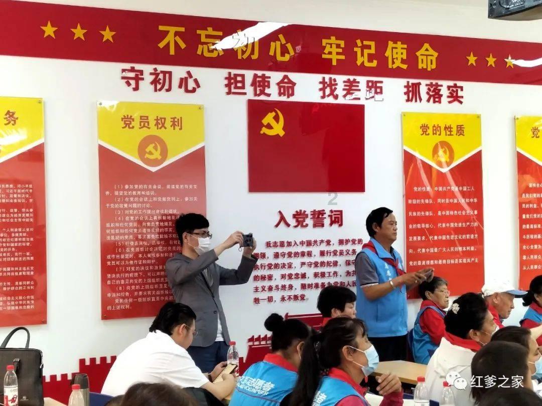 在你看来，读书的人与不读书的人，有什么区别？游戏画面